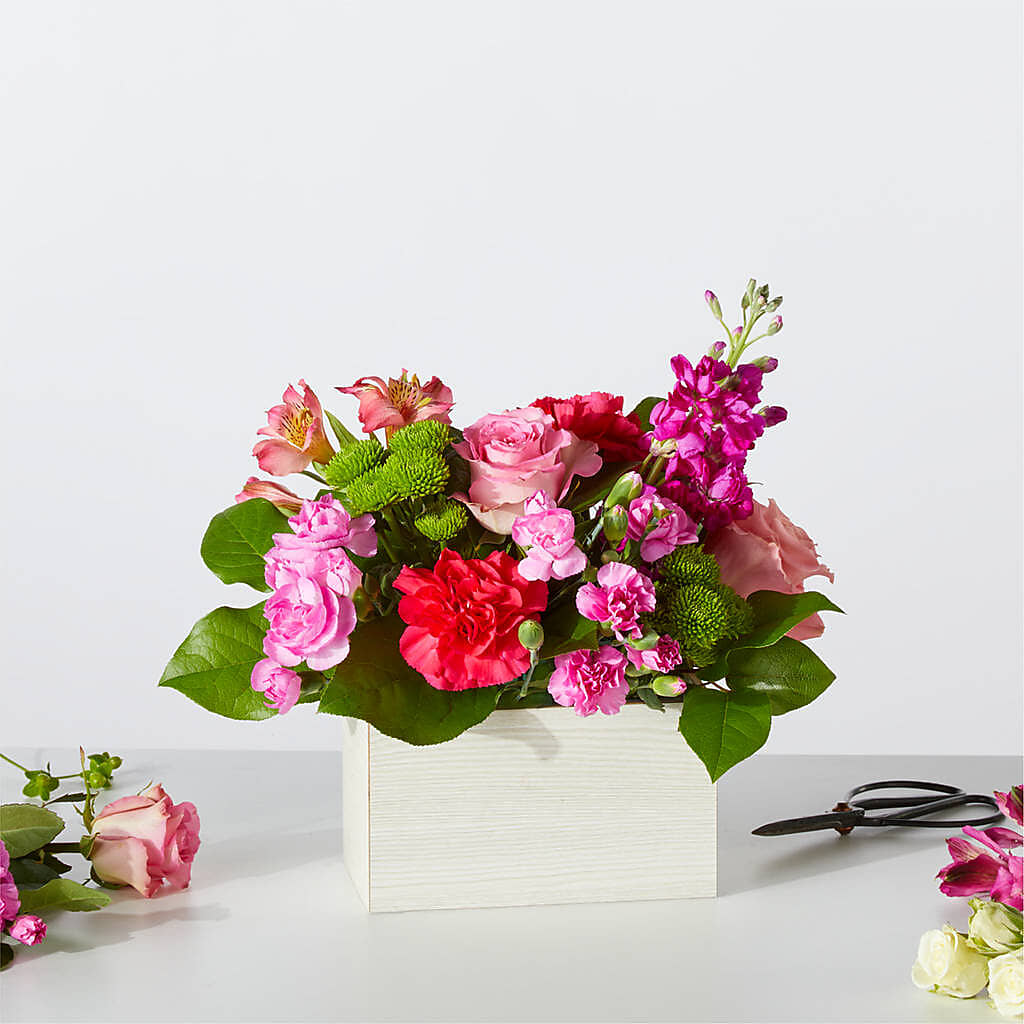 Sweetberry Box – A Florist Original – ANDREA'S FLOWERS ORLANDO, Orlando FL