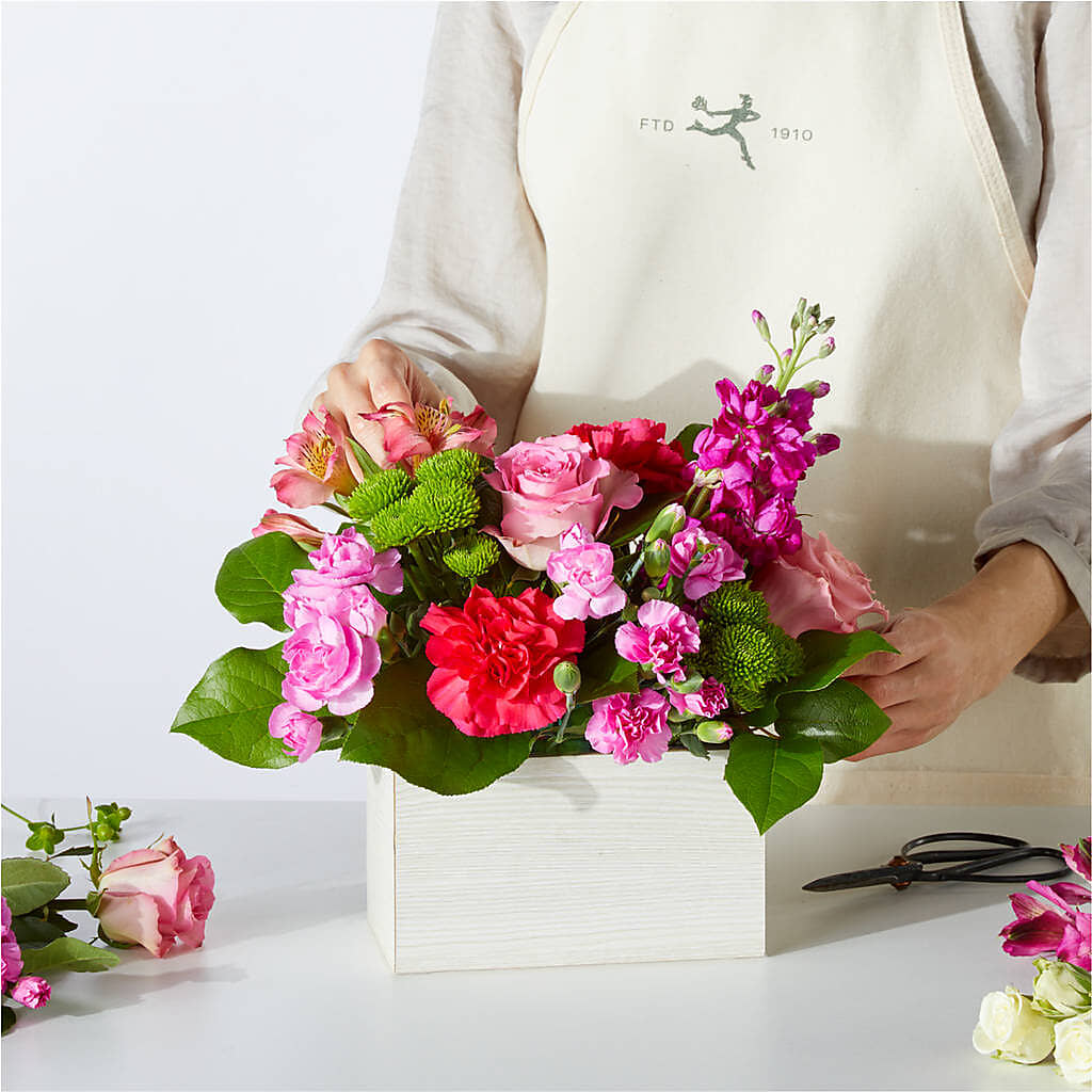 Sweetberry Box – A Florist Original – ANDREA'S FLOWERS ORLANDO, Orlando FL