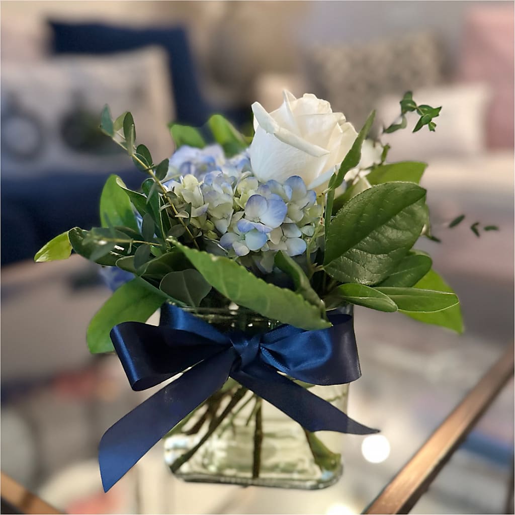 Sky Blue Delight Bouquet – ANDREA'S FLOWERS ORLANDO, Orlando FL