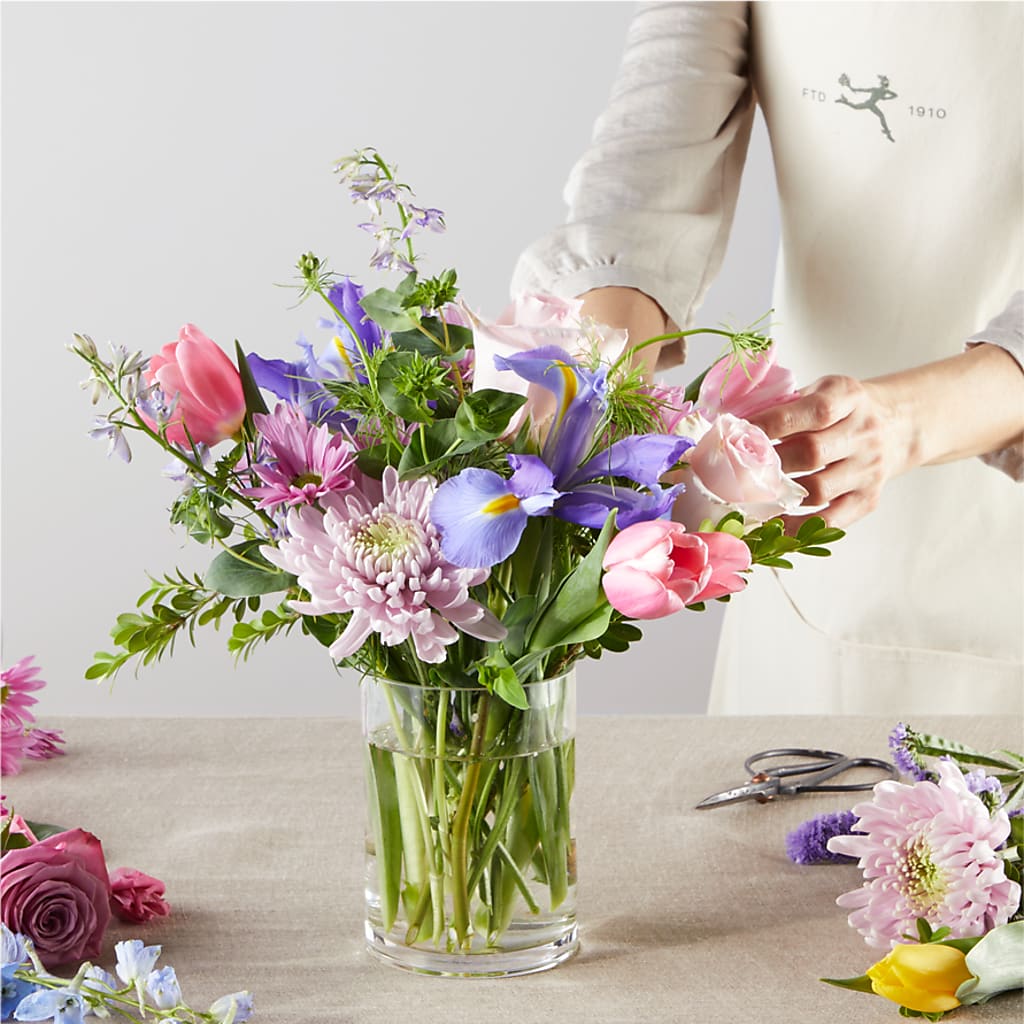 Pastel Tradition - A Florist Original – ANDREA'S FLOWERS ORLANDO, Orlando FL