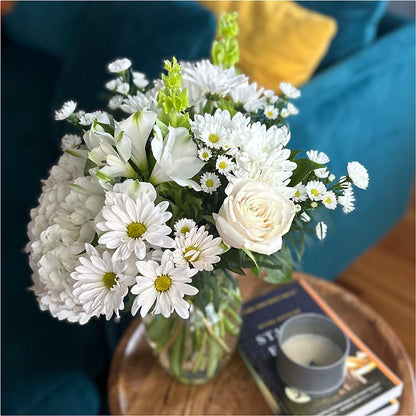 Classic Ivory – A Florist Original – ANDREA'S FLOWERS ORLANDO, Orlando FL