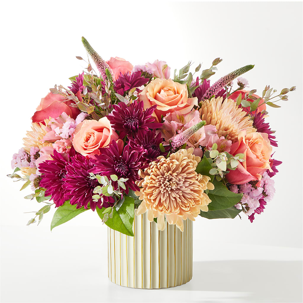 Berry Cobbler Bouquet with Ivory Vase – ANDREA'S FLOWERS ORLANDO, Orlando FL