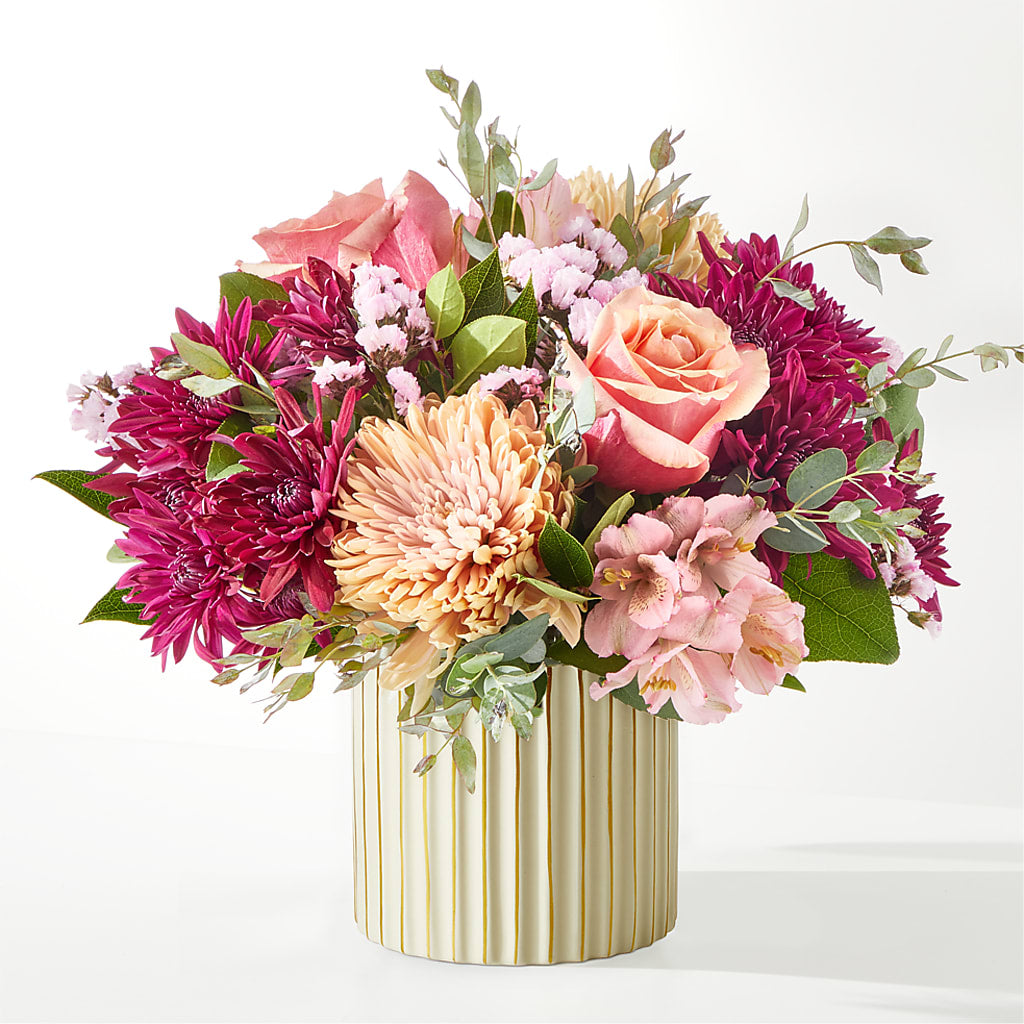 Berry Cobbler Bouquet with Ivory Vase – ANDREA'S FLOWERS ORLANDO, Orlando FL